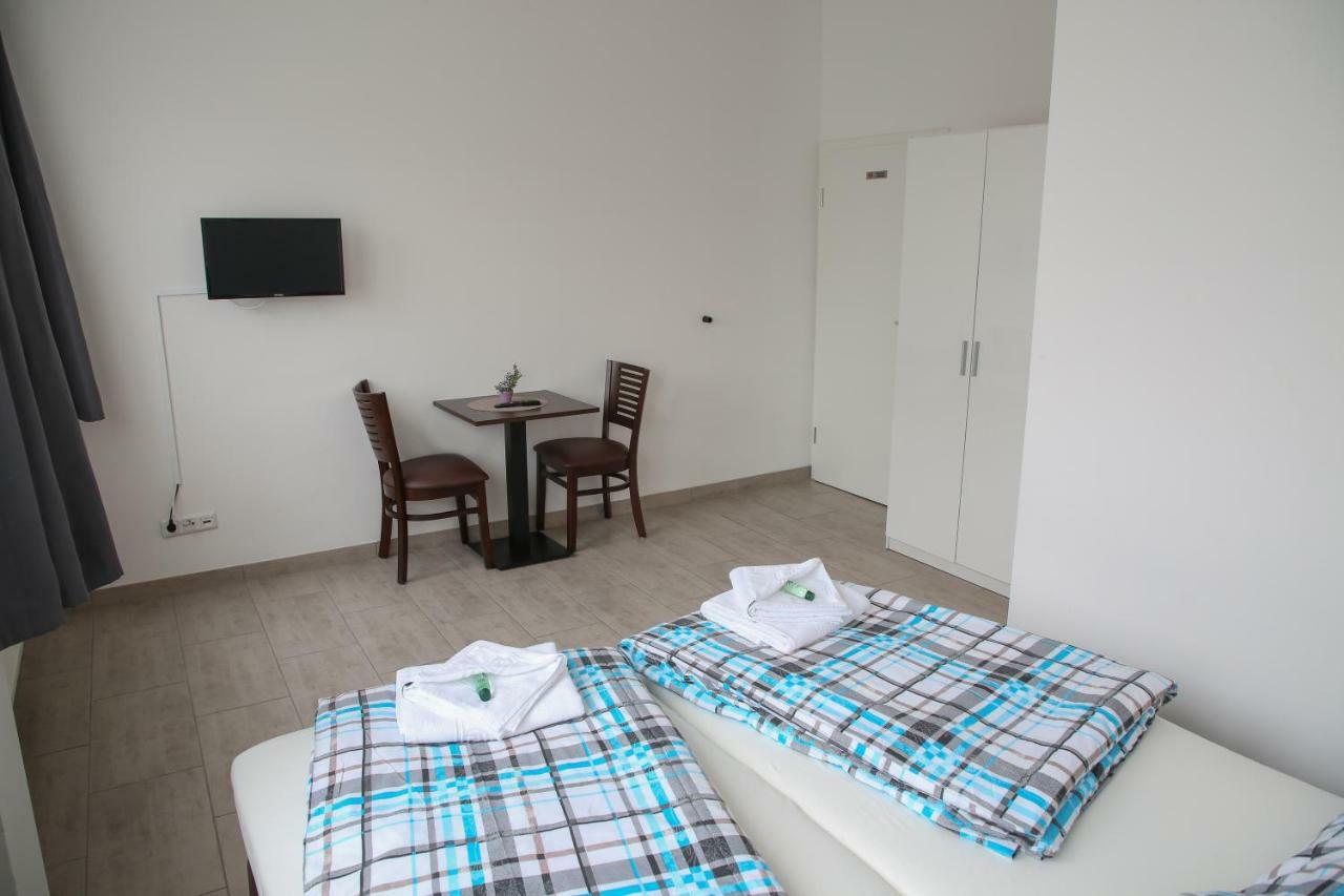 Franken Motel Fürth Εξωτερικό φωτογραφία
